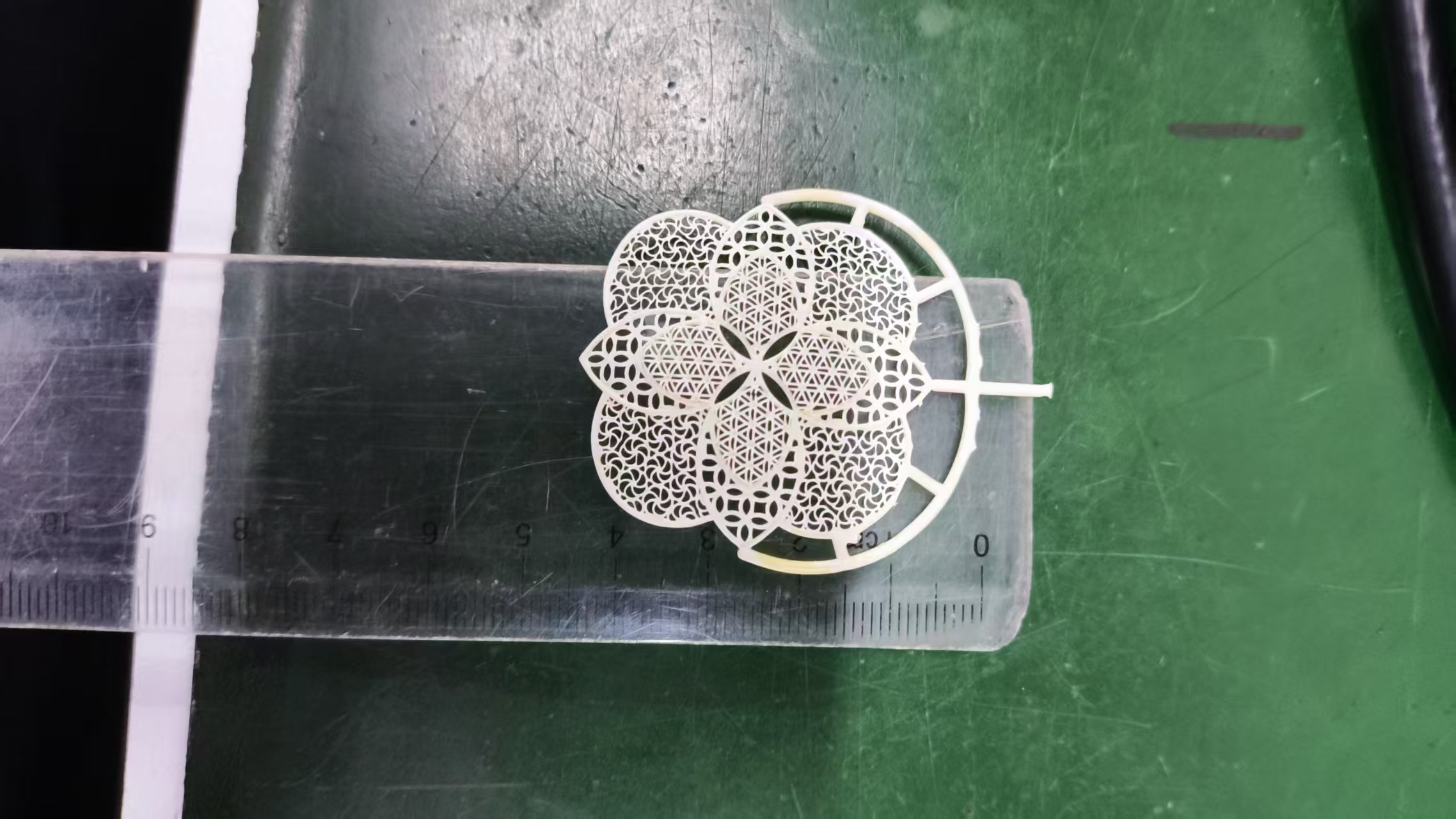 高精度三维扫描仪：毫米级小物件的三维建模专家(图3)